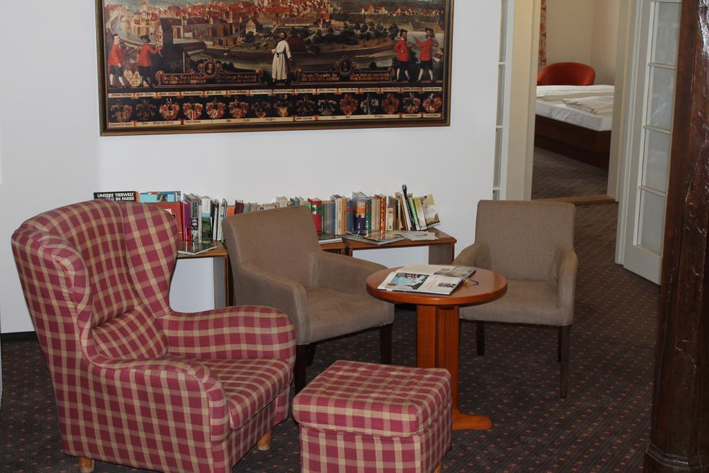 Stadt-Gut-Hotel Gasthof Goldener Adler Schwäbisch Hall Esterno foto